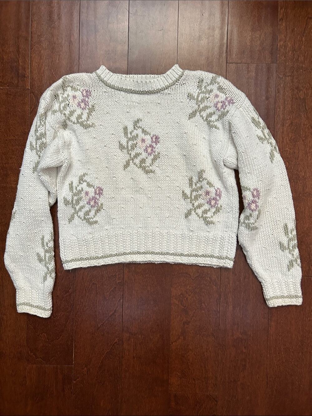 Vintage LizSport, Cream Floral Knit Sweater, Cozy Cottagecore Pullover, Size SP